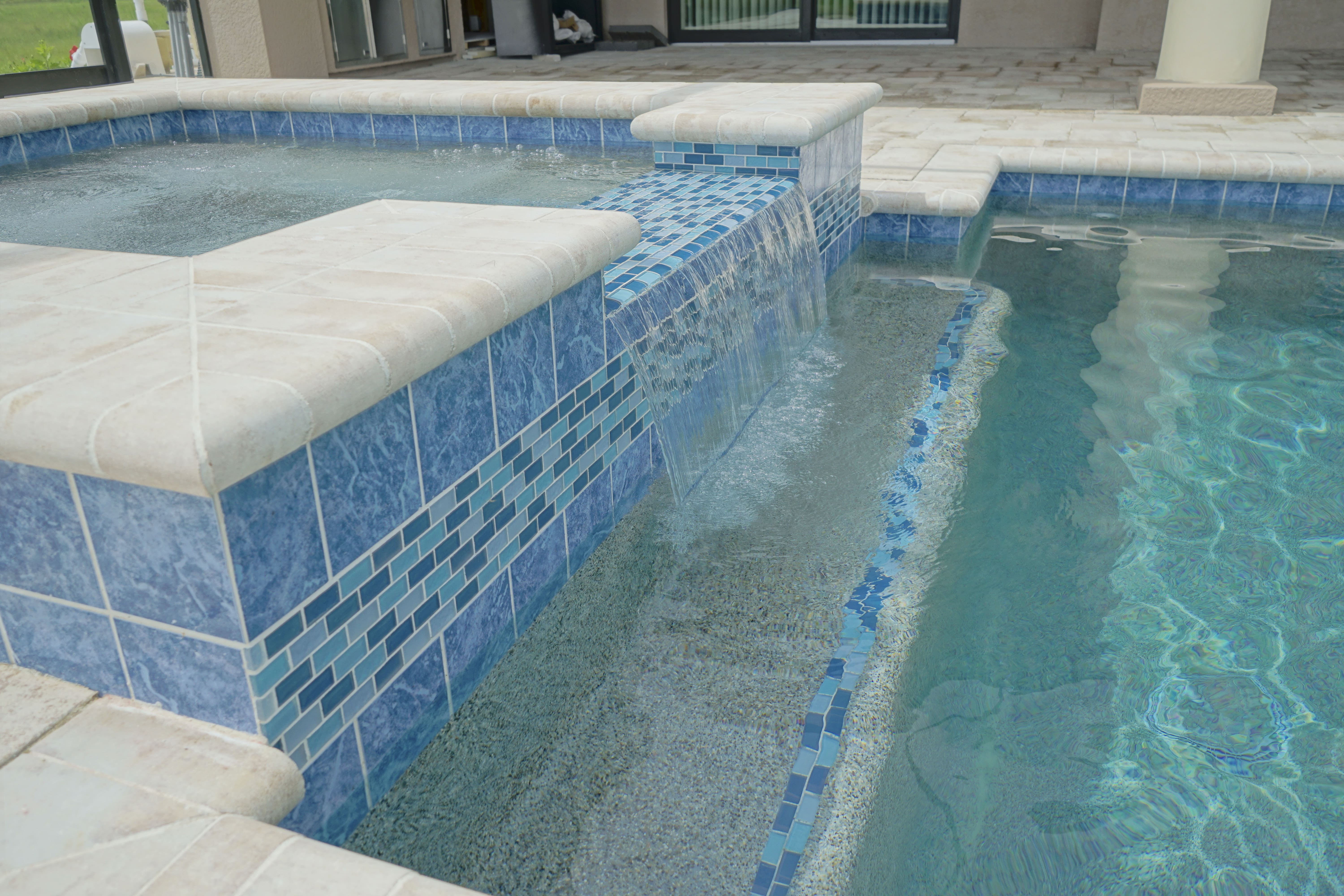 The Benefits of Adding a Spa to Your Custom Pool
