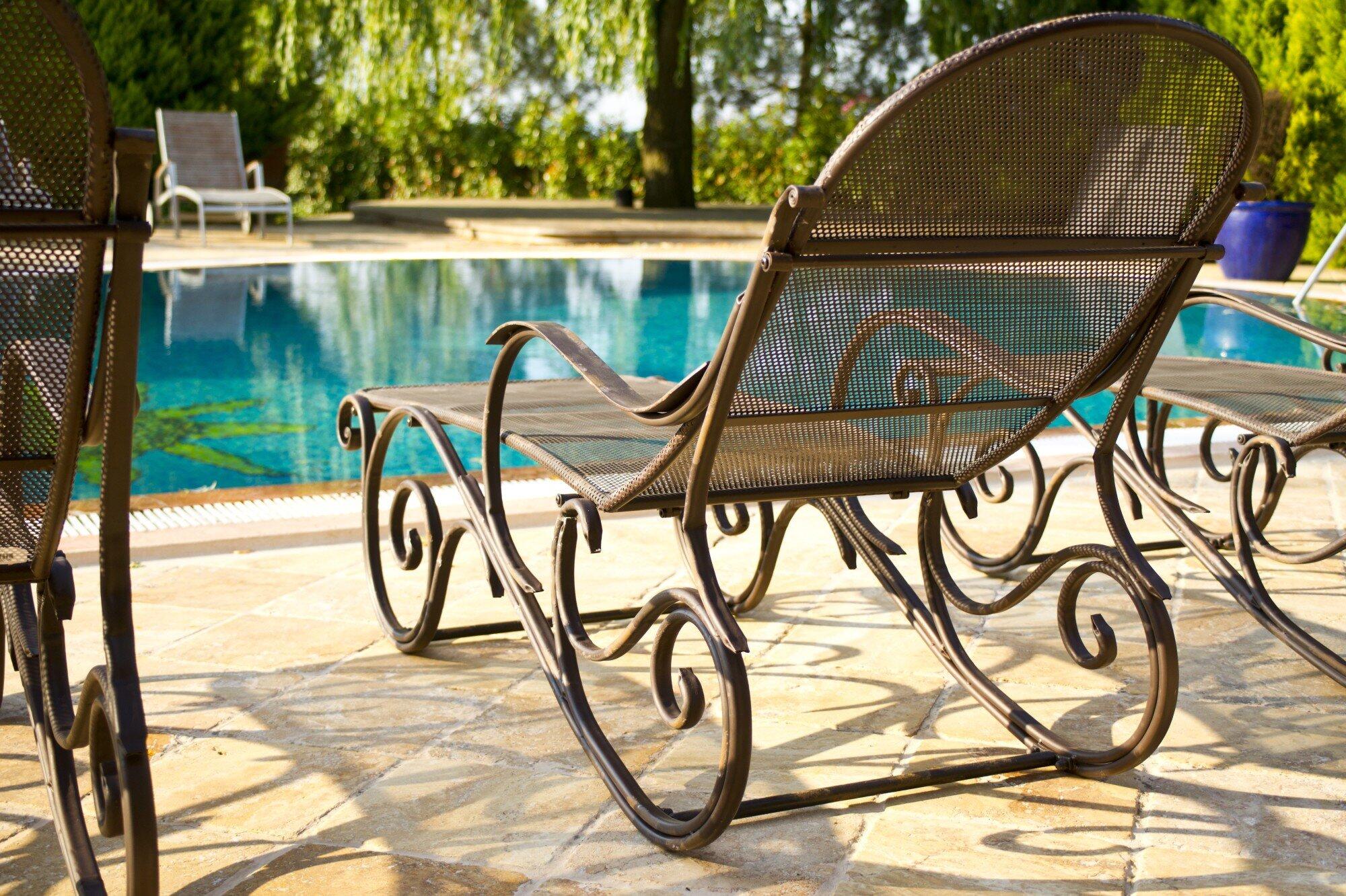 Creating a Relaxing Poolside Retreat: Outdoor Furniture Ideas