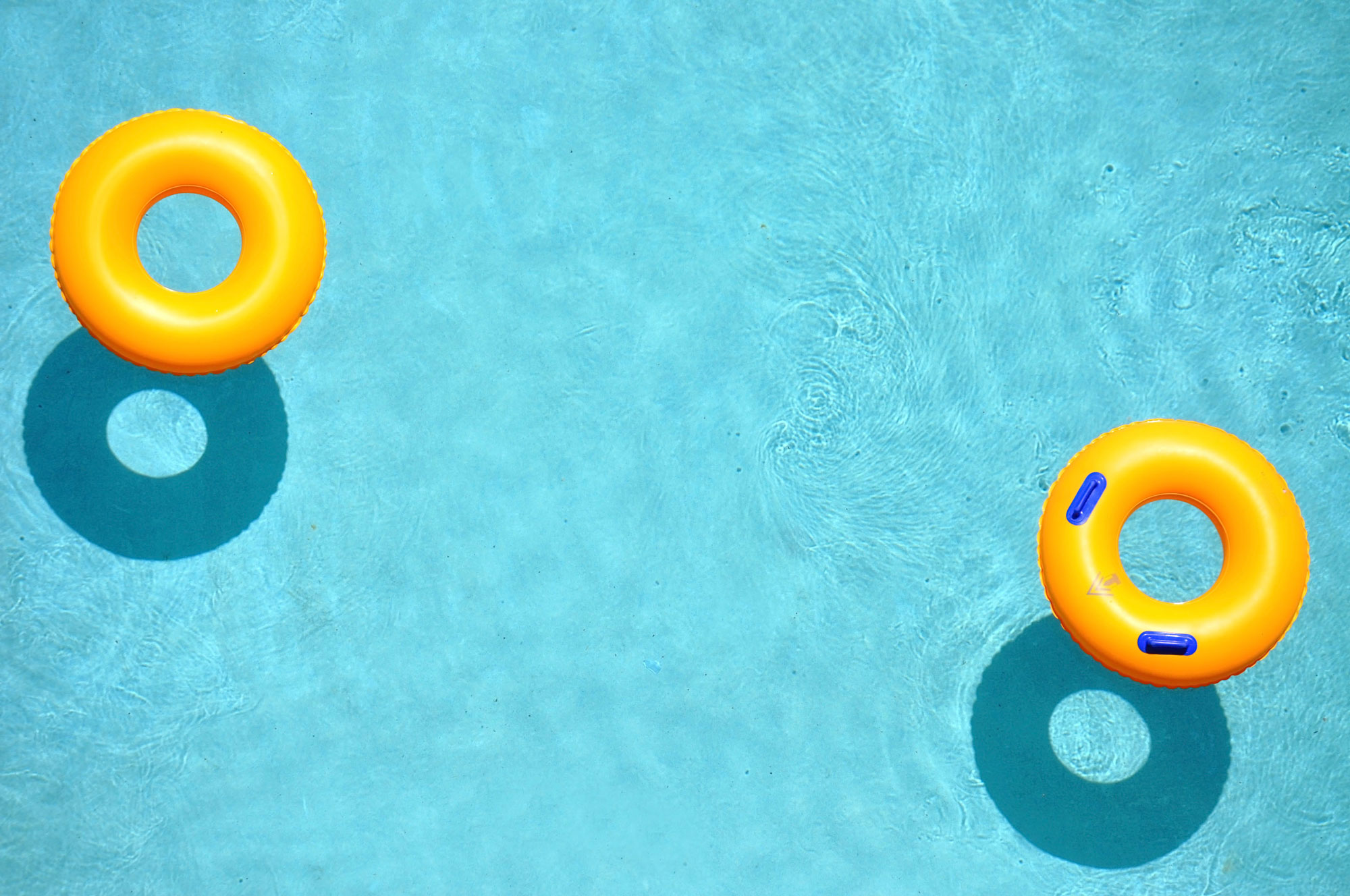 3 Best Swimming Pool Toys for Summer Fun